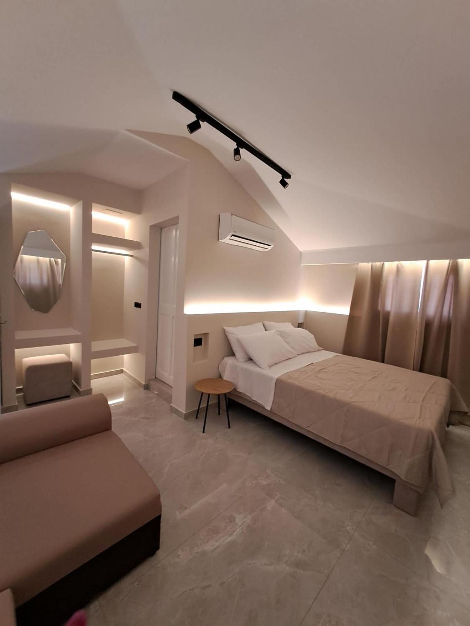 Villa Deluxe